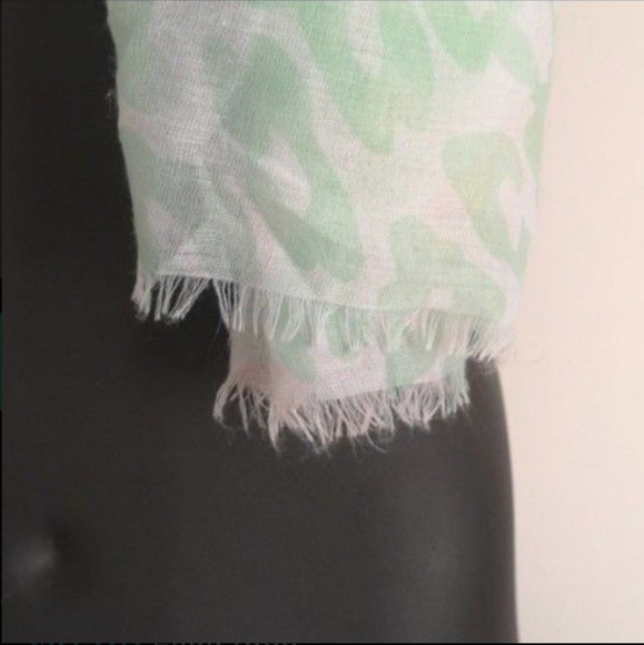 Scarf - Picture 2 of 2